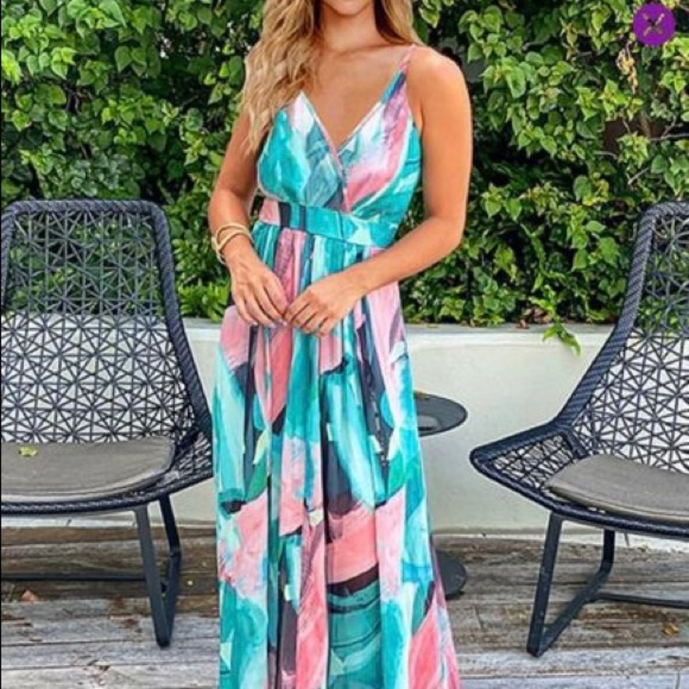 Large    Long dress